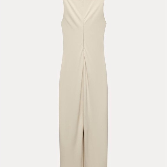 Cutout dress - Picture 4 of 10